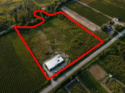 11185 FARMS Road | Mission British Columbia | Slide Image Eight