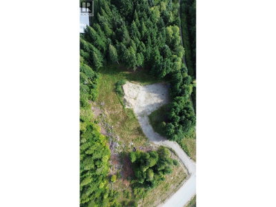 20 ELDERBERRY Street | Kitimat British Columbia | Slide Image Two