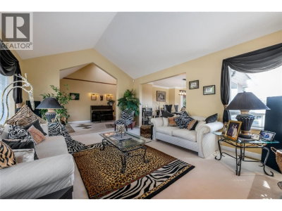 1541 LODGEPOLE Place | Coquitlam British Columbia | Slide Image Five