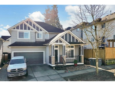 16528 59A Avenue | Surrey British Columbia | Slide Image Two