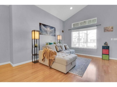 16528 59A Avenue | Surrey British Columbia | Slide Image Twenty