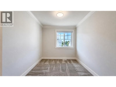 9211 MCKIM Way | Richmond British Columbia | Slide Image Eighteen