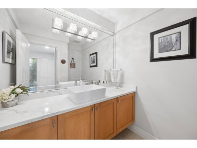 3355 MORGAN CREEK Way | Surrey British Columbia | Slide Image Nineteen