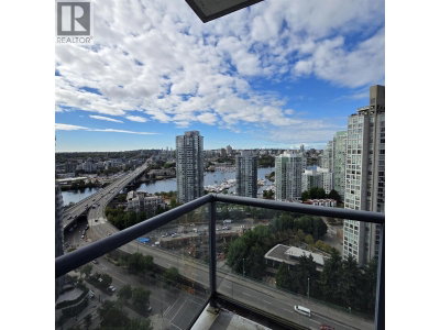 939 EXPO Boulevard | Vancouver British Columbia | Slide Image Eleven