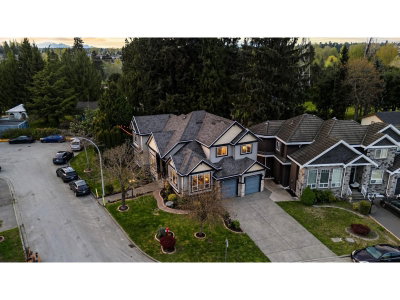 7918 147A Street | Surrey British Columbia | Slide Image Three