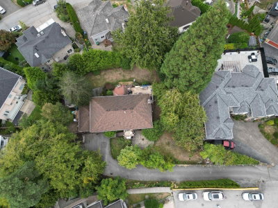 9947 116A Street | Surrey British Columbia | Slide Image Six