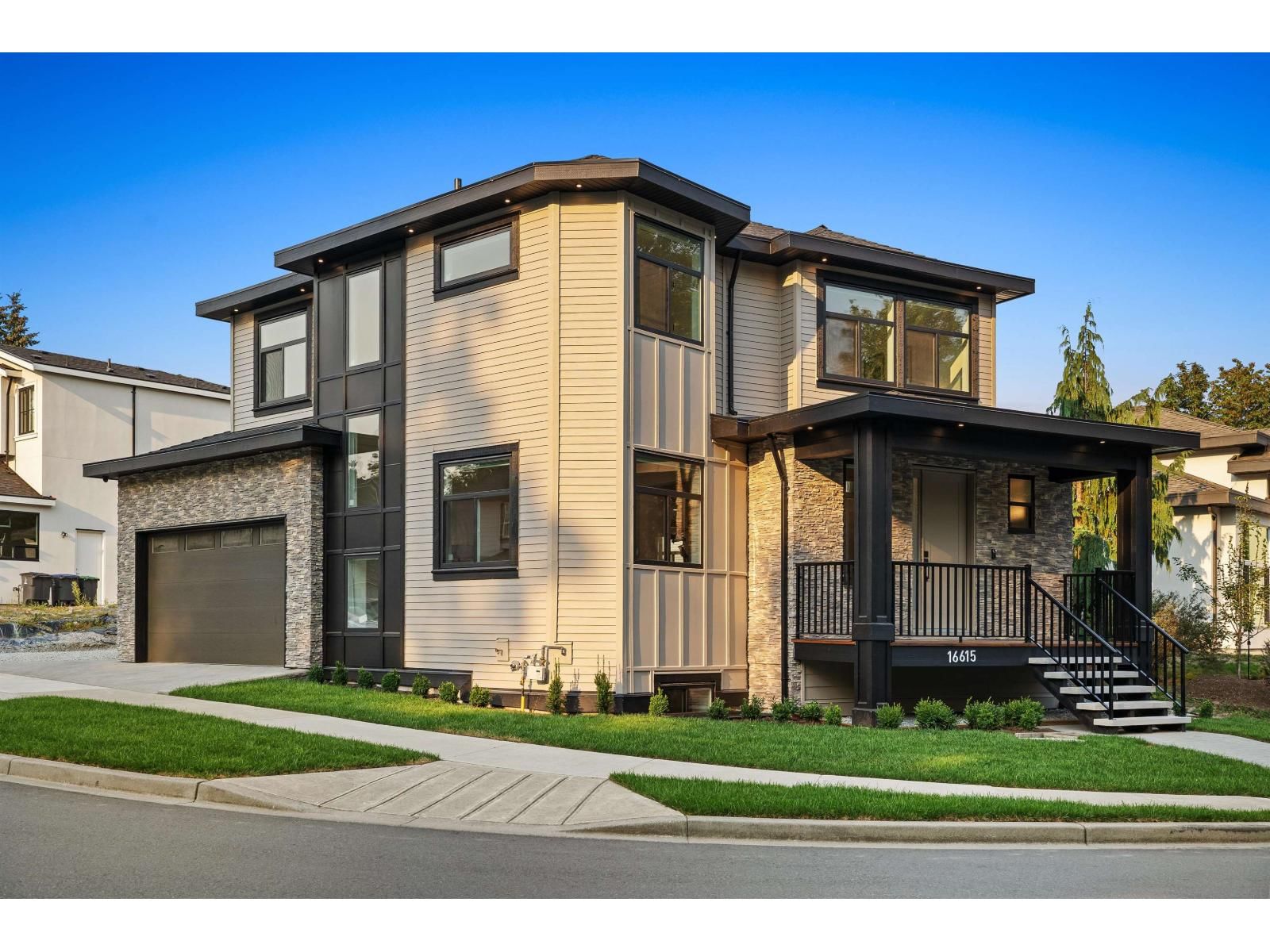 16615 102 Avenue, Surrey, British Columbia V4N 4X2