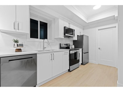 16623 18A Avenue | Surrey British Columbia | Slide Image Twenty-seven