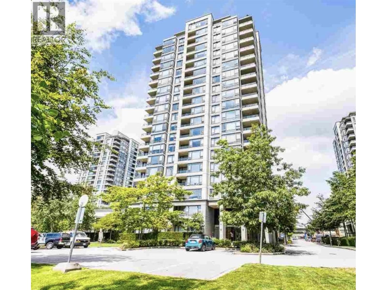 4178 DAWSON Street, Burnaby, British Columbia V5C 0A1