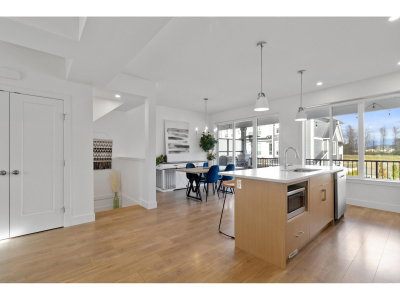 8227 FOXFERN Road | Chilliwack British Columbia | Slide Image Thirteen