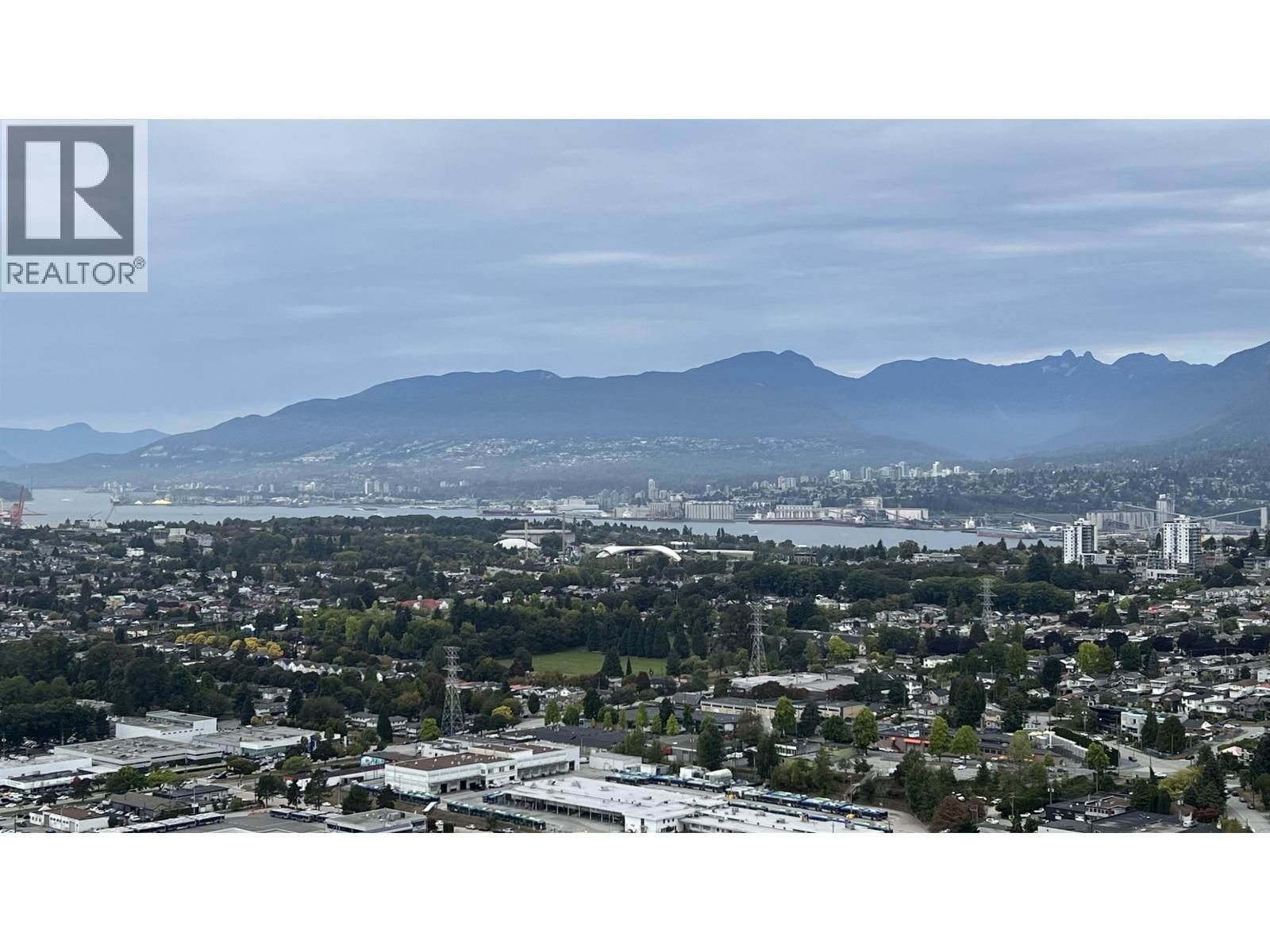 1888 GILMORE Avenue, Burnaby, British Columbia V5C 0L2