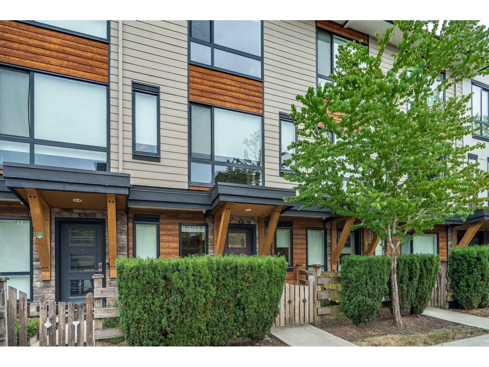 16488 64 Avenue, Surrey, British Columbia V3S 6X6