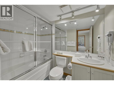 4800 SPEARHEAD Drive | Whistler British Columbia | Slide Image Sixteen