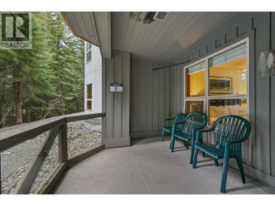 4800 SPEARHEAD Drive | Whistler British Columbia | Slide Image Six