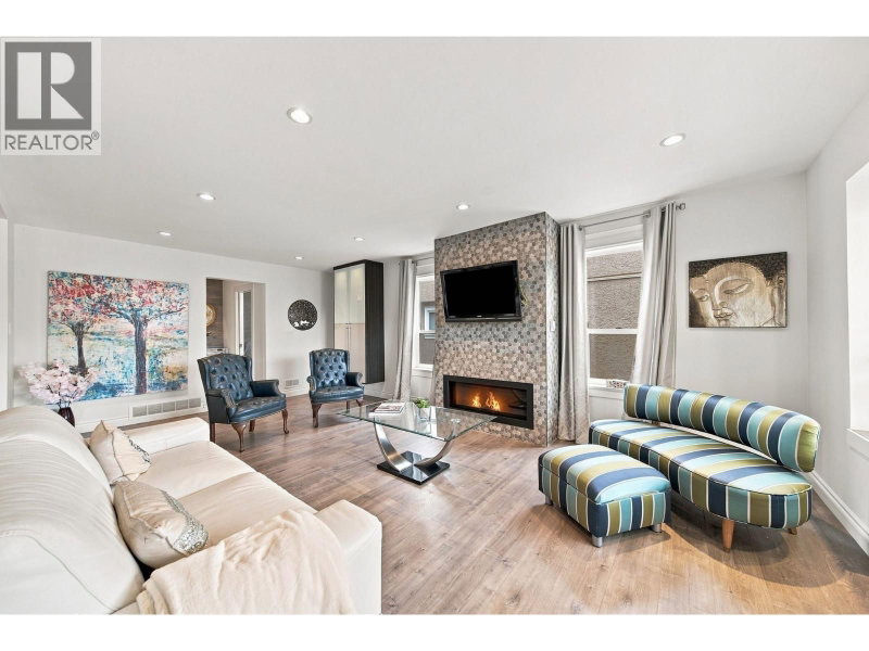 367 FENTON Street New Westminster British Columbia, V3M 5J1 - 5 Bedrooms Home For Sale