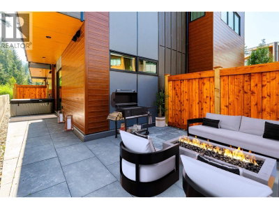 2077 GARIBALDI Way | Whistler British Columbia | Slide Image Thirteen