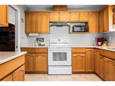 6001 PROMONTORY Road | Chilliwack British Columbia | Slide Image Eleven