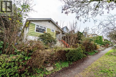 4534 5TH Avenue | Vancouver British Columbia | Slide Image Two