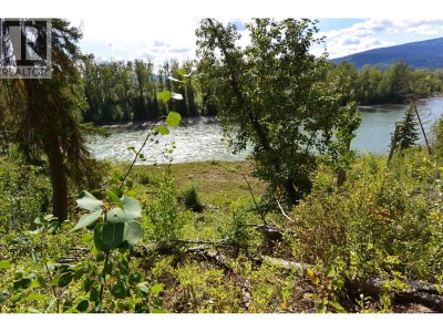 4 VIEWMOUNT Road | Smithers British Columbia | Slide Image Fifteen