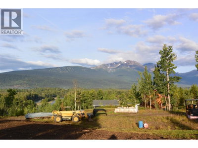 4 VIEWMOUNT Road | Smithers British Columbia | Slide Image Thirty-five