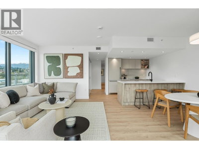 755 HARBOURSIDE Drive | North Vancouver British Columbia | Slide Image Thirteen