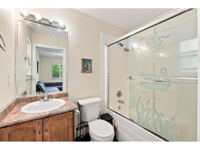 34158 AMBLEWOOD Place | Abbotsford British Columbia | Slide Image Twenty-four