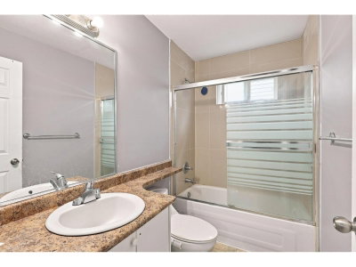 34158 AMBLEWOOD Place | Abbotsford British Columbia | Slide Image Twenty-five