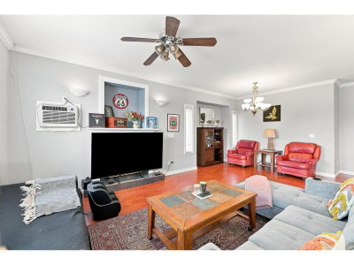 34158 AMBLEWOOD Place | Abbotsford British Columbia | Slide Image Six