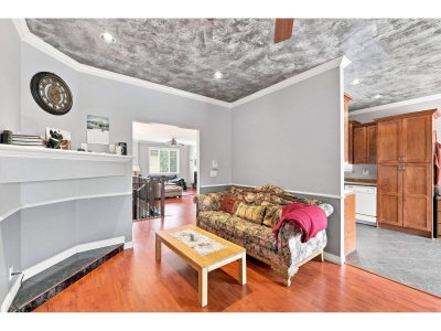34158 AMBLEWOOD Place | Abbotsford British Columbia | Slide Image Seven