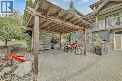 13422 235 Street | Maple Ridge British Columbia | Slide Image Four