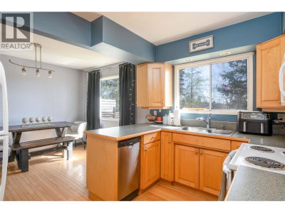730 FAULKNER Crescent | Prince George British Columbia | Slide Image Seven