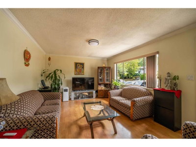 13389 CRESTVIEW Drive | Surrey British Columbia | Slide Image Four