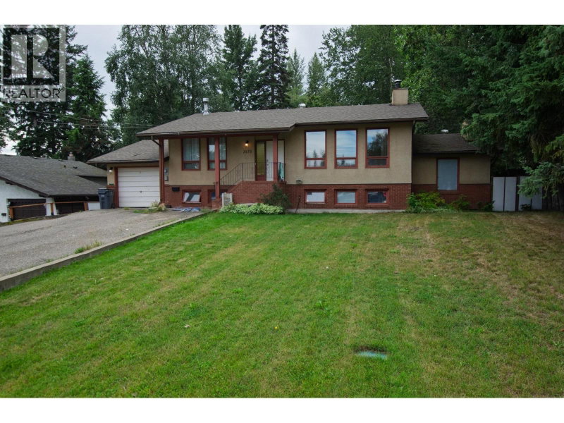 3175 WALLACE Crescent Prince George British Columbia, V2K 3V5 - 5 Bedrooms Home For Sale