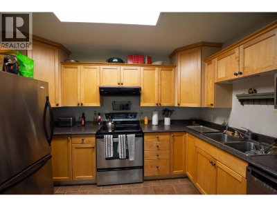 3175 WALLACE Crescent | Prince George British Columbia | Slide Image Six