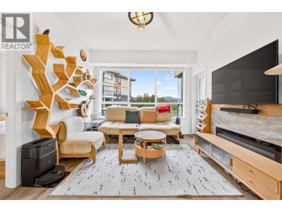 11639 227 Street | Maple Ridge British Columbia | Slide Image Eight