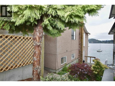 484 MARINE Drive | Gibsons British Columbia | Slide Image Twenty-six