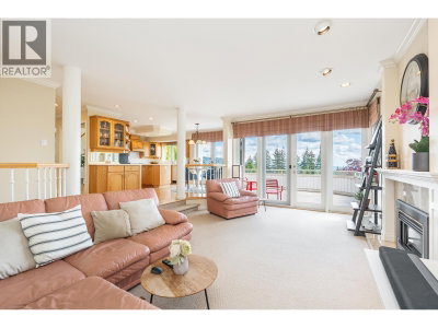 4153 QUARRY Court | North Vancouver British Columbia | Slide Image Fifteen