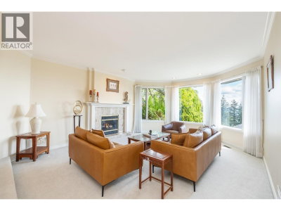 4153 QUARRY Court | North Vancouver British Columbia | Slide Image Eight