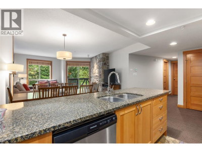 2036 LONDON Lane | Whistler British Columbia | Slide Image Six