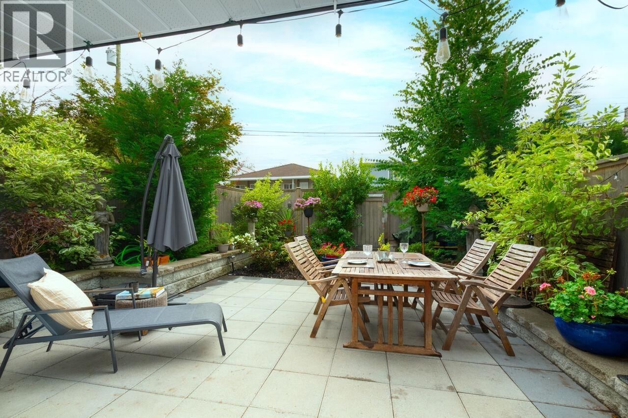 2250 OXFORD Street, Vancouver, British Columbia V5L 1G1