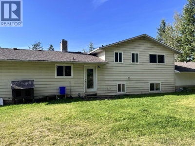 476 THOMPSON Road | Quesnel British Columbia | Slide Image Five
