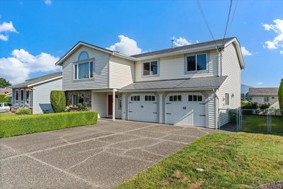 45199 STEVENSON Road | Chilliwack British Columbia | Slide Image Two