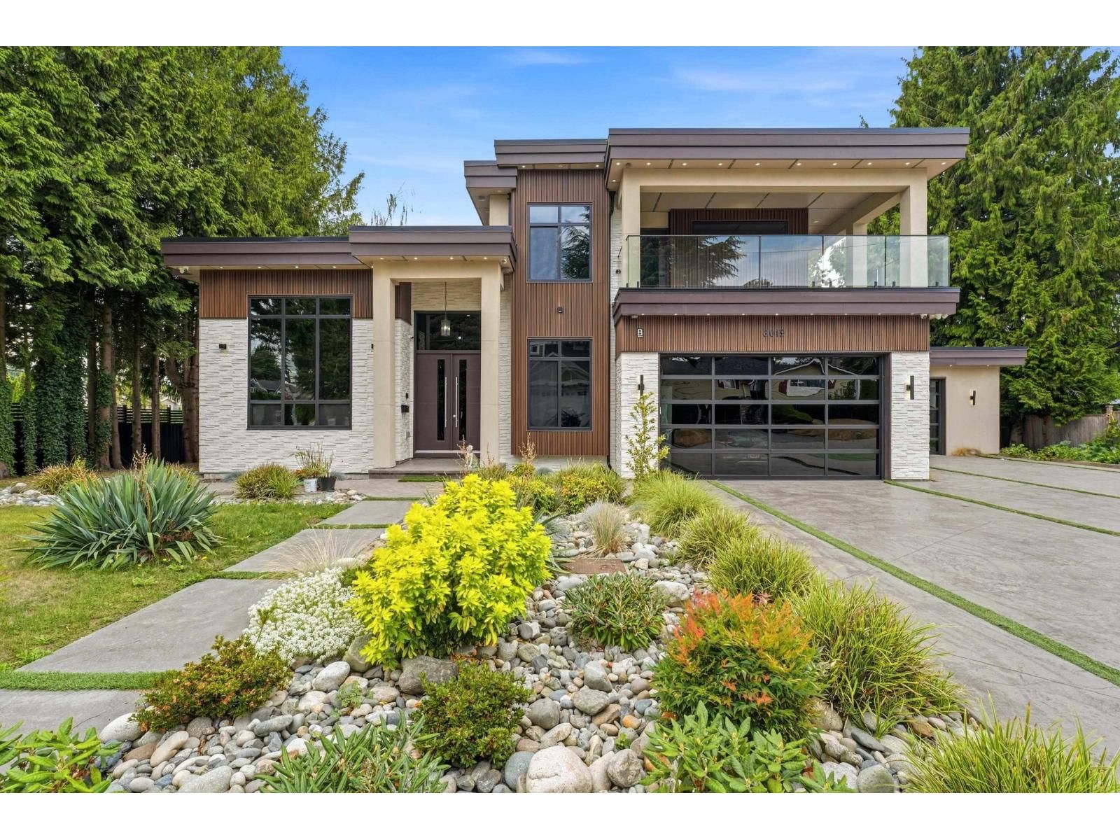 8019 113B Street, Delta, British Columbia V4C 5E7