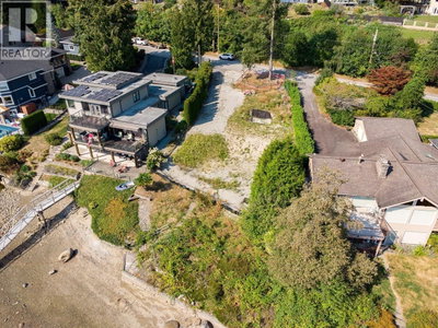668 ALDERSIDE Road | Port Moody British Columbia | Slide Image Eleven