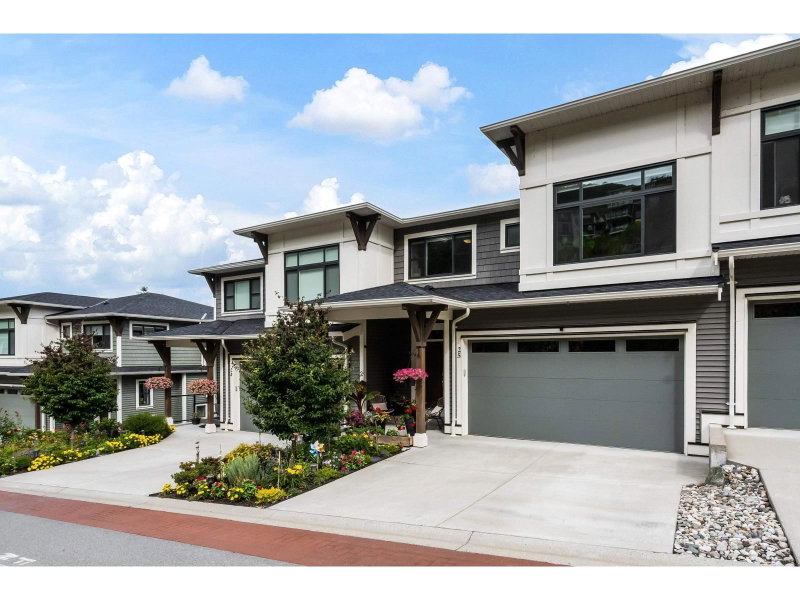 43575 CHILLIWACK MOUNTAIN Road Chilliwack British Columbia, V2R 6B9 - 4 Bedrooms Condo For Sale