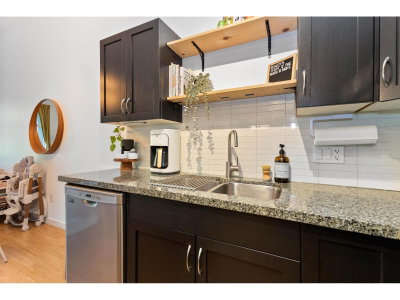 33338 BOURQUIN Crescent East | Abbotsford British Columbia | Slide Image Ten