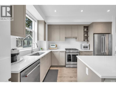 3565 BAYCREST Avenue | Coquitlam British Columbia | Slide Image Eight