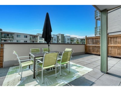 15745 CROYDON Drive | Surrey British Columbia | Slide Image Three