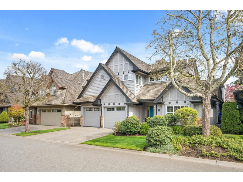 3300 157A Street Surrey British Columbia, V3Z 2P2 - 4 Bedrooms Condo For Sale