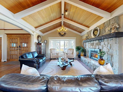 3755 CLEARBROOK Road | Abbotsford British Columbia | Slide Image Five